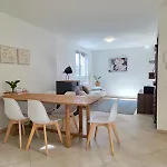 公寓 Borgo Di 阿斯科纳