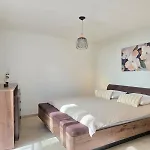 Borgo Di 公寓 阿斯科纳